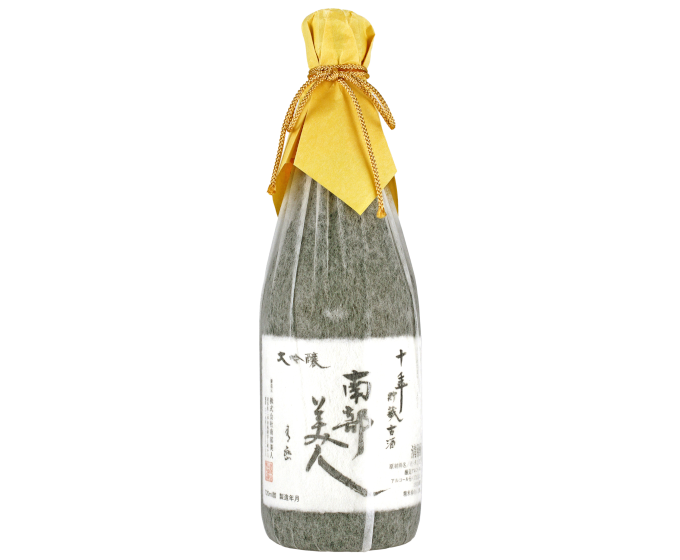 Nanbu Bijin 10 Years Aged Daiginjo Sake 720ml